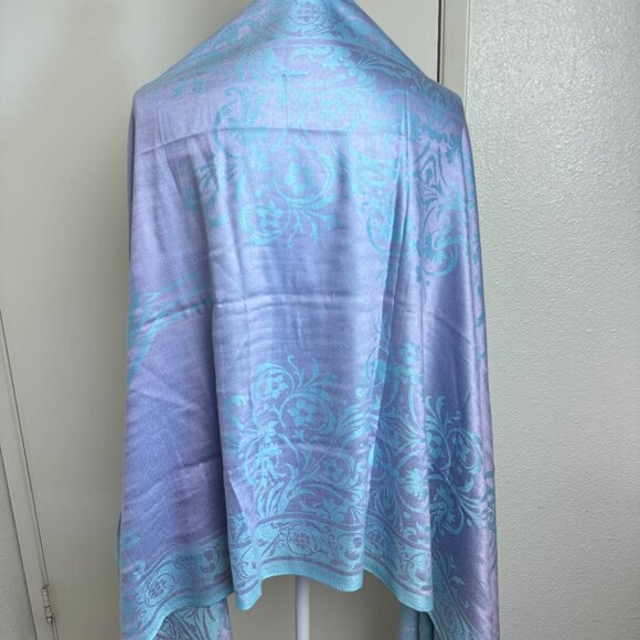 Elegant NWOT Pashmina - Picture 1 of 8